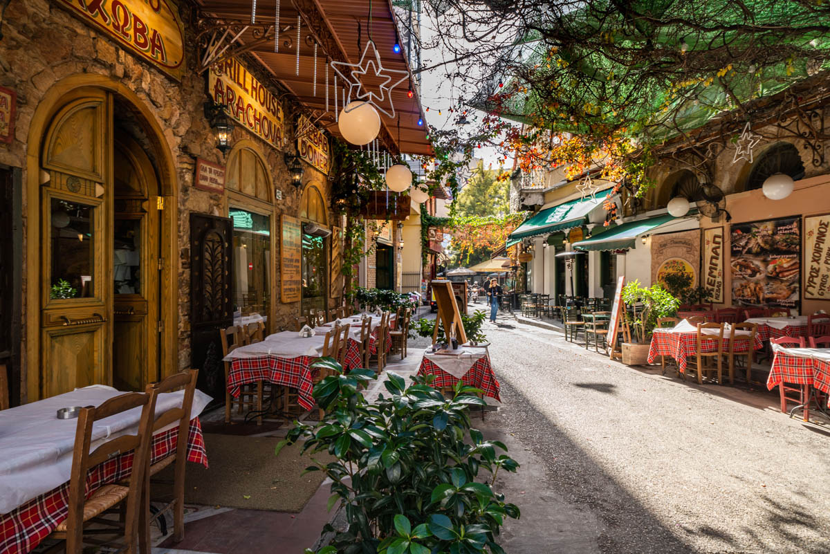 Restaurant scene in Psiri